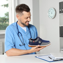 Lade das Bild in den Galerie-Viewer, Orthoroz - ergonomische schmerzlindernde Komfortschuhe - das Original