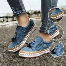 Lade das Bild in den Galerie-Viewer, OrthoKomfort – Ergonomische, rutschfeste & schmerzlindernde Schuhe