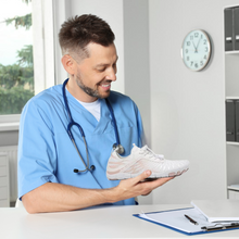 Lade das Bild in den Galerie-Viewer, Orthlox - gesunde & rutschfeste Barfußschuhe