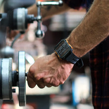 Lade das Bild in den Galerie-Viewer, AirForce Health K52 - die unzerstörbare Militär-Smartwatch mit Echtzeit Herzfrequenzmesser, Blutdruck-/Sauerstoff-Tracker
